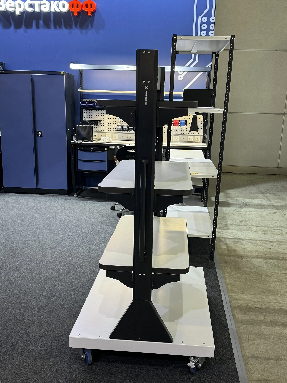 SPC A2B.3 Передвижная стойка 1700x1000x800 мм