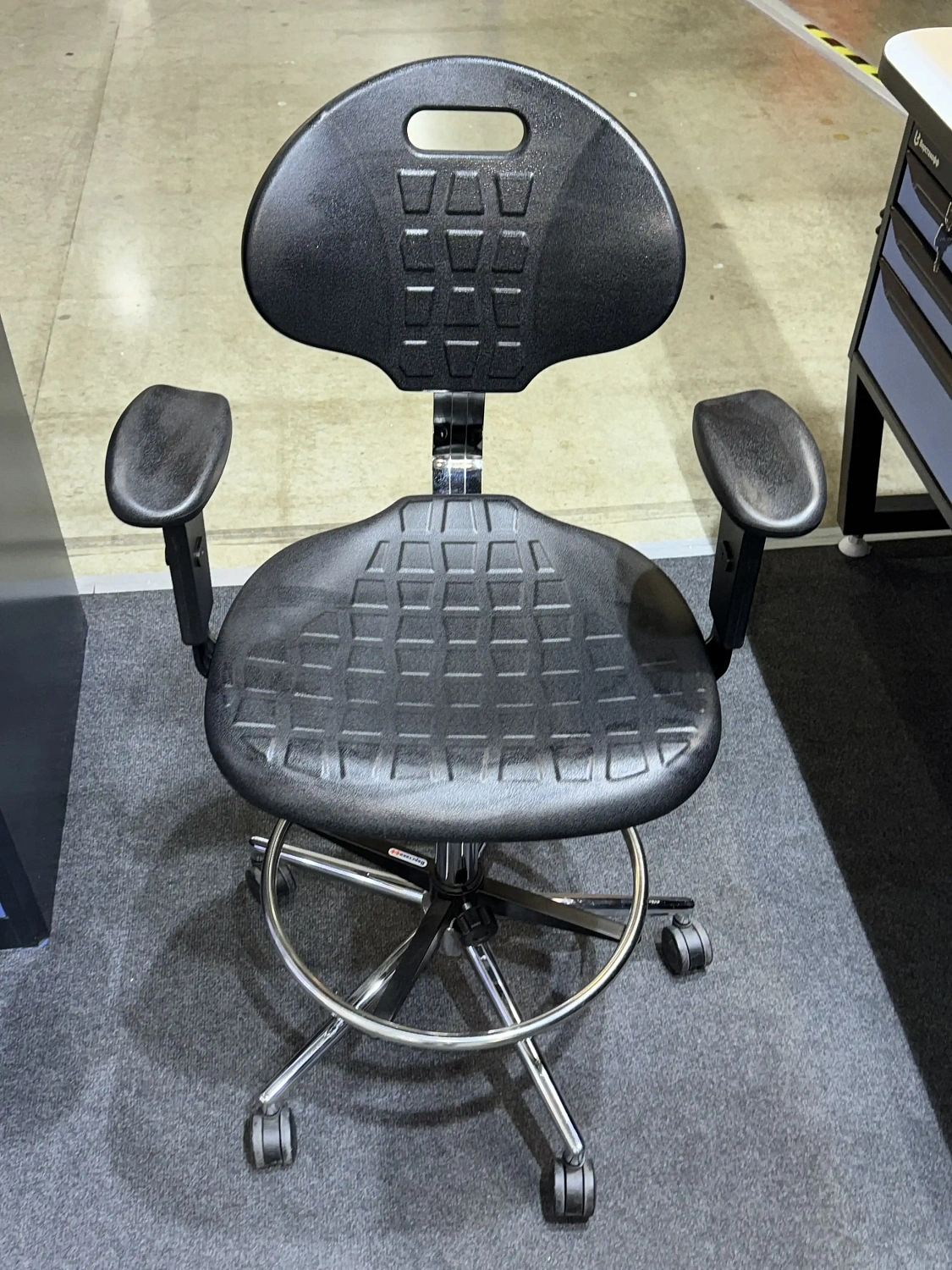 Антистатический промышленный стул А ICC-1R